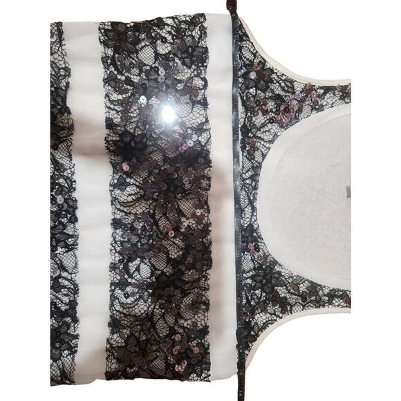 Express S tank top - Picture 2 of 11